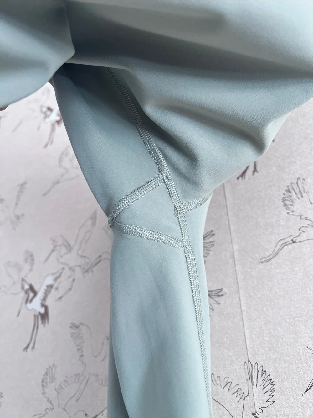 Lululemon wunder train tights 25” misty green